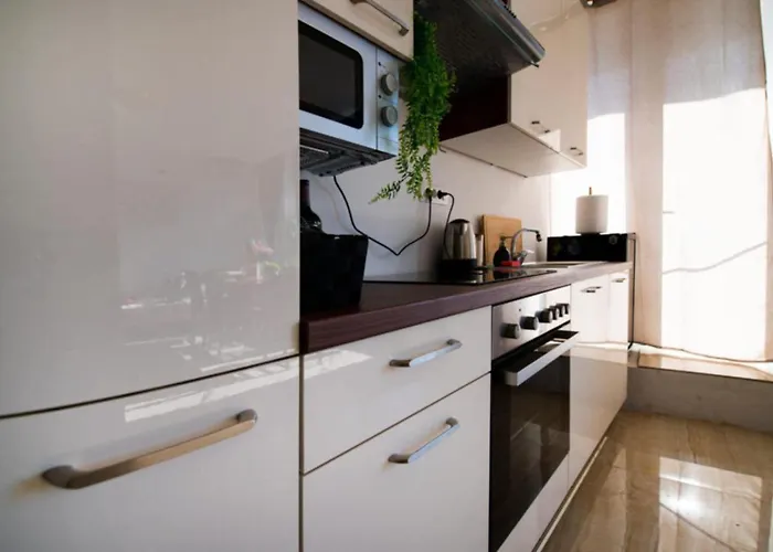 The Horizon In Center Apartment *